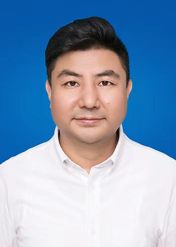 路钢律师